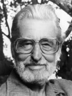 Theodor S Geisel, known to his millons of fans the world over as Dr. Seuss in a publicity portrait from the film biography 'In Search Of Dr. Seuss', 1994. (Photo by TNT/Getty Images)